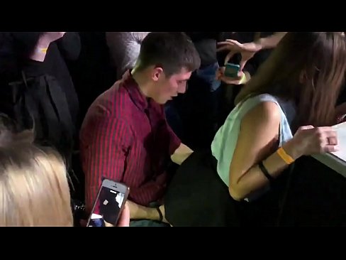 ❤️ ການຮ່ວມເພດທີ່ແທ້ຈິງໃນ nightclub ລັດເຊຍ. ເດັກຍິງຊາວລັດເຊຍອາຍຸ 18 ປີຢູ່ໃນຮູທະວານແລະຊ່ອງຄອດ fucked ໃນ nightclub ❌ ວິດີໂອຮ່ວມເພດ ຢູ່ພວກເຮົາ